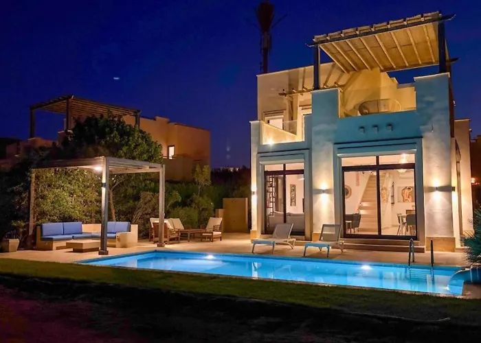 Stylish 4br Lux Pool Near Marina, Nanny *