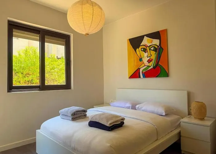 Stylish 4br Lux Pool Near Marina, Nanny Villa *
