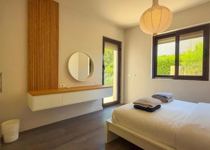 Stylish 4br Lux Pool Near Marina, Nanny Villa Hurghada