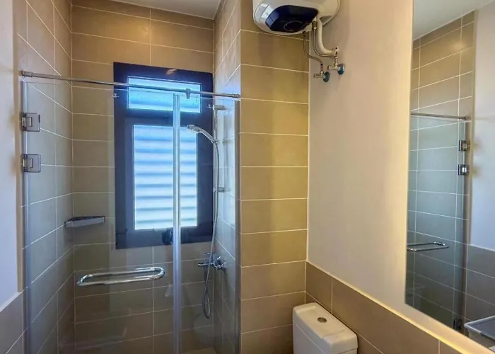 Stylish 4br Lux Pool Near Marina, Nanny * Hurghada