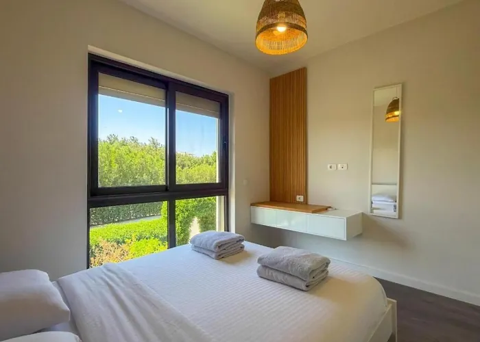 Stylish 4br Lux Pool Near Marina, Nanny Villa